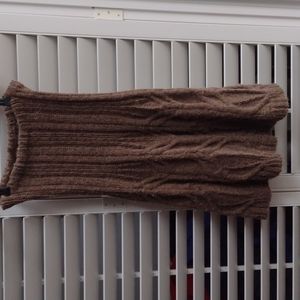 Hand knit skirt (with knitting pattern)